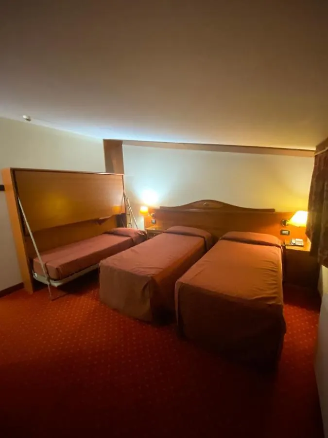 Hotel Riz B.B San Genesio ed Uniti